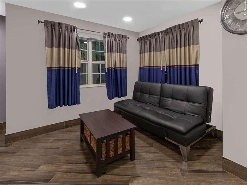 Microtel Inn Suite By Wyndham BWI Airport Лінтікум Екстер'єр фото