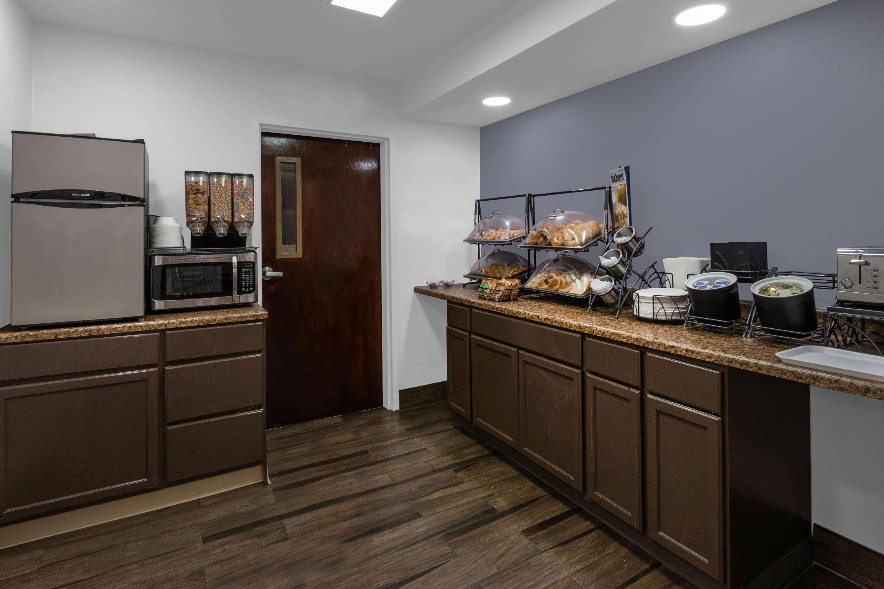 Microtel Inn Suite By Wyndham BWI Airport Лінтікум Екстер'єр фото